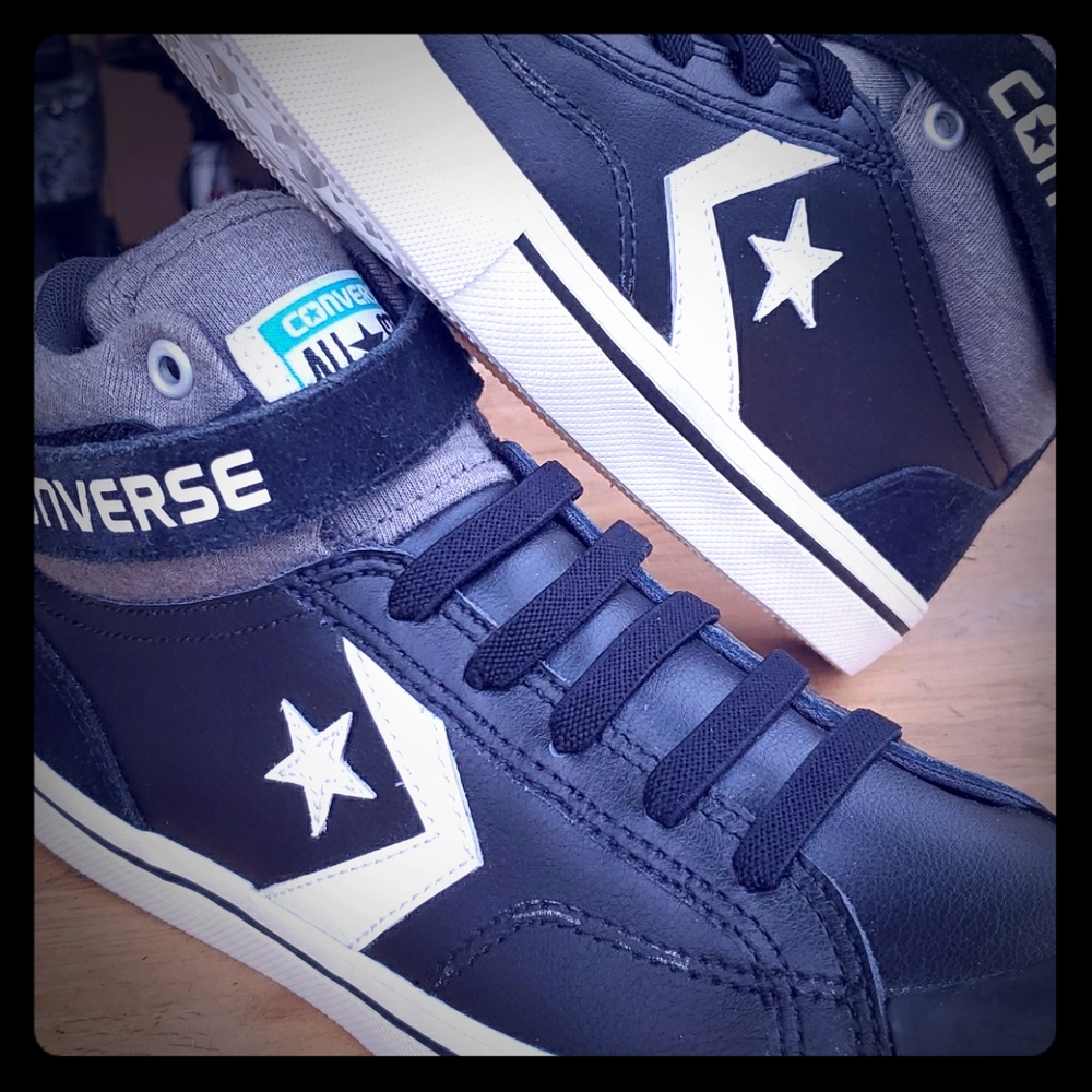 Never been worn: High Top All Star